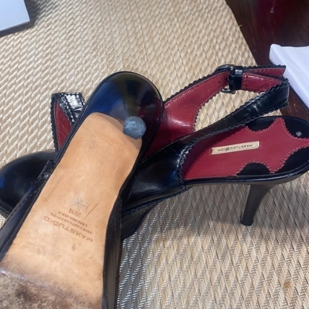 👠👠LEATHER TOP AND SOLE , MAX STUDIO Beautiful school girls in HEEL 👠…SIZE10M